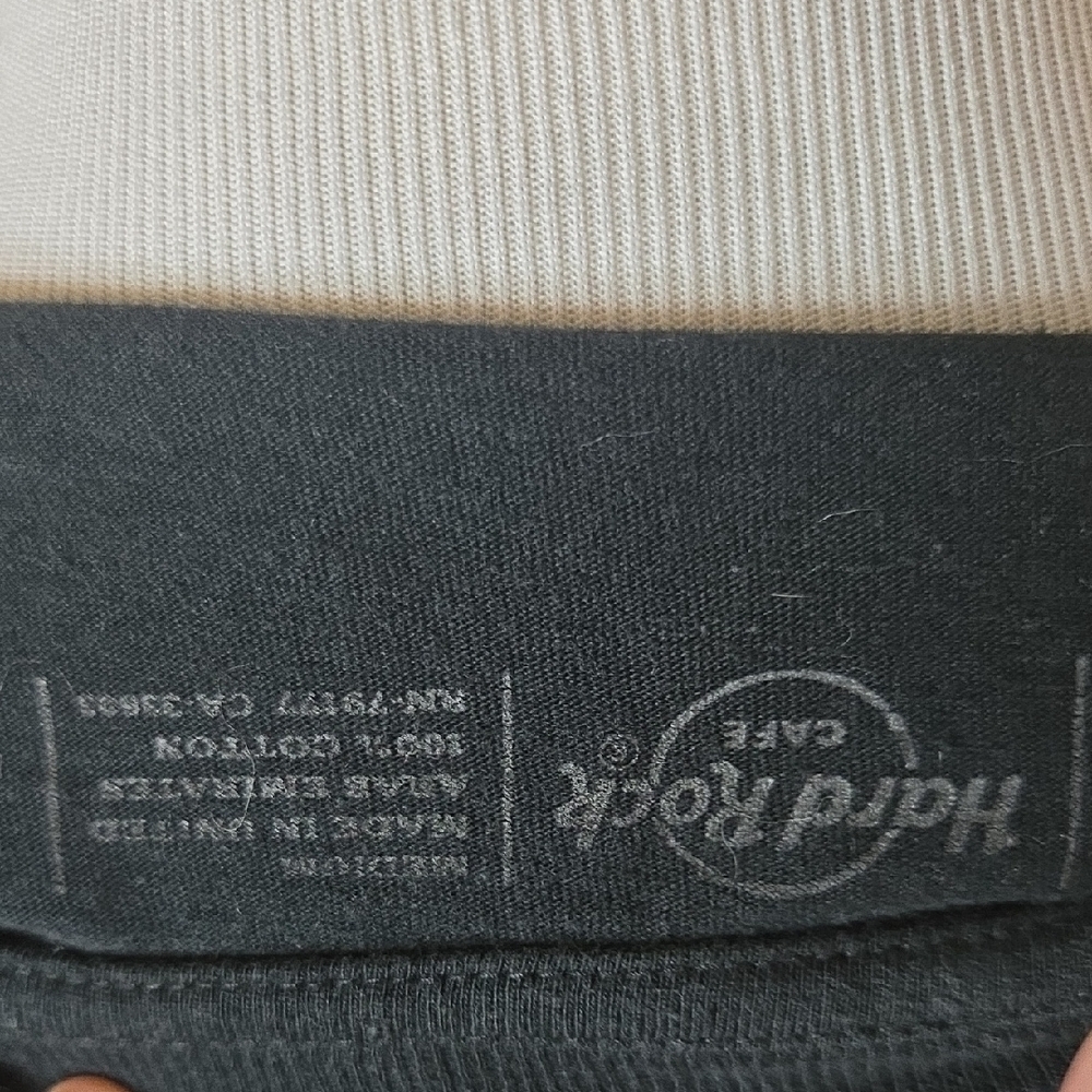 Hard Rock Cafe Black Tee with Red and Blue Graphic - Picture 2 of 6